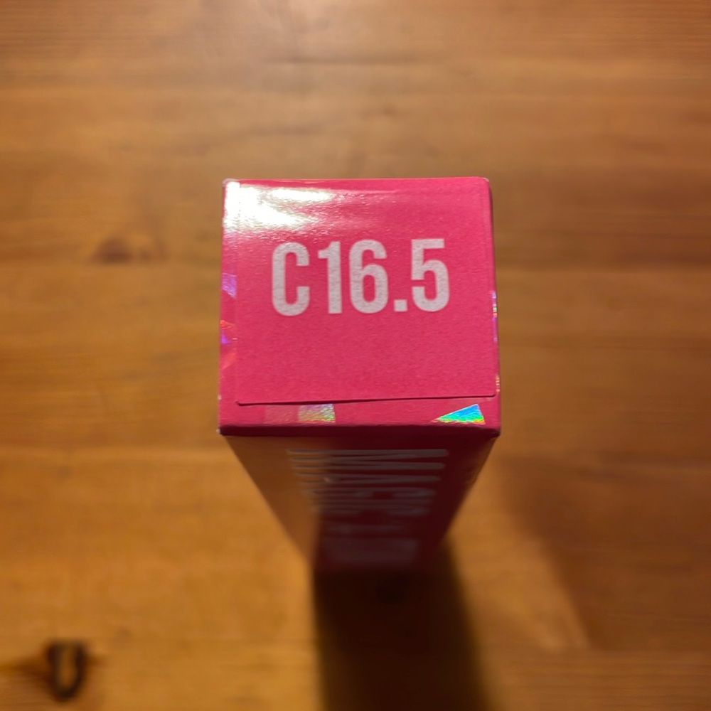C16.5 Jeffree Star Magic Star Concealer NWT